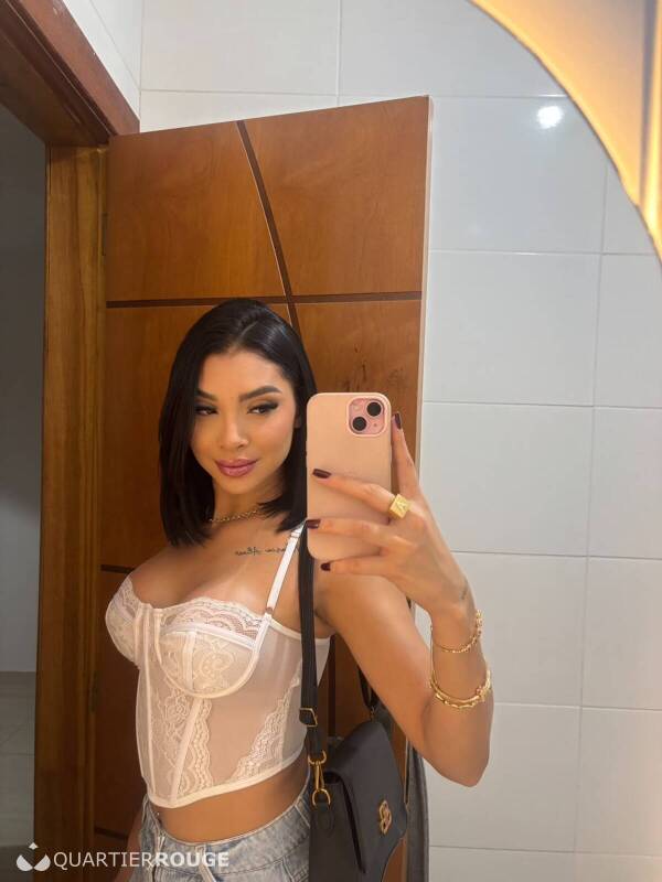 Lívia (Photo)