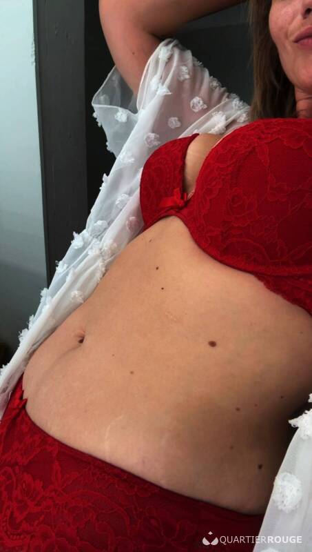 Aline (Photo)
