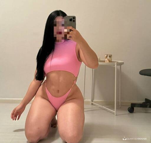Mia (Photo)