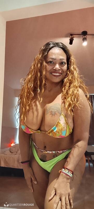 KEYRA (Photo)