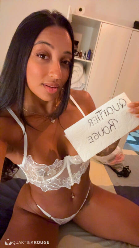 Bruna Brasil (Photo)