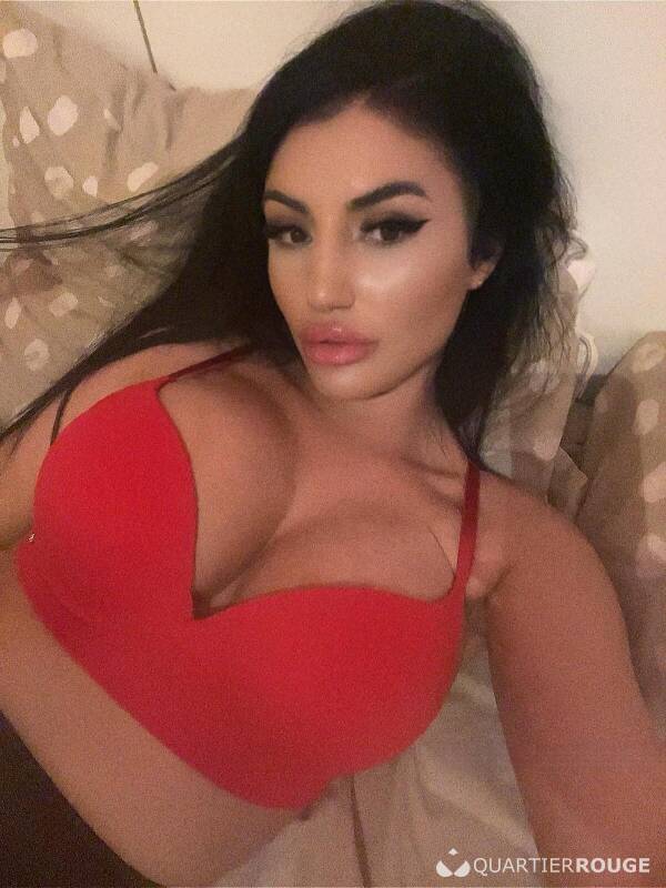 Karla Squirt (Photo)