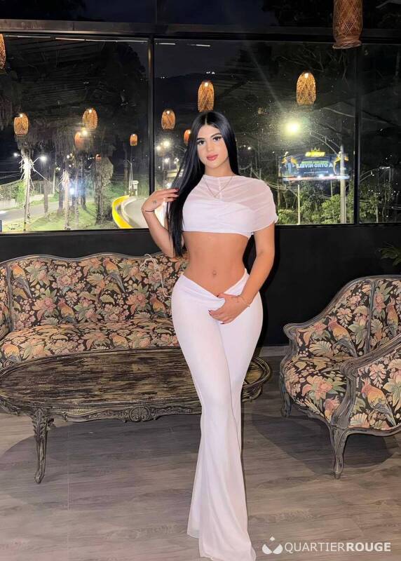 LAURA (Photo)