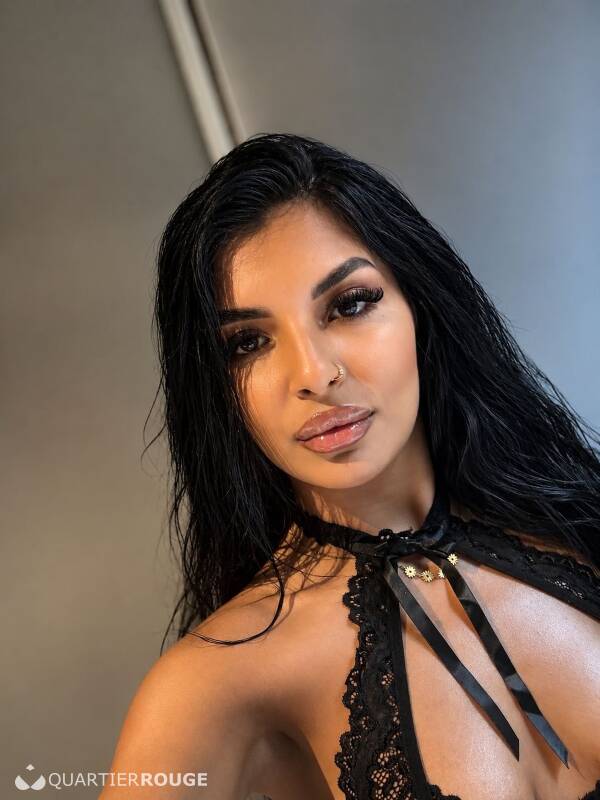 Samira (Photo)