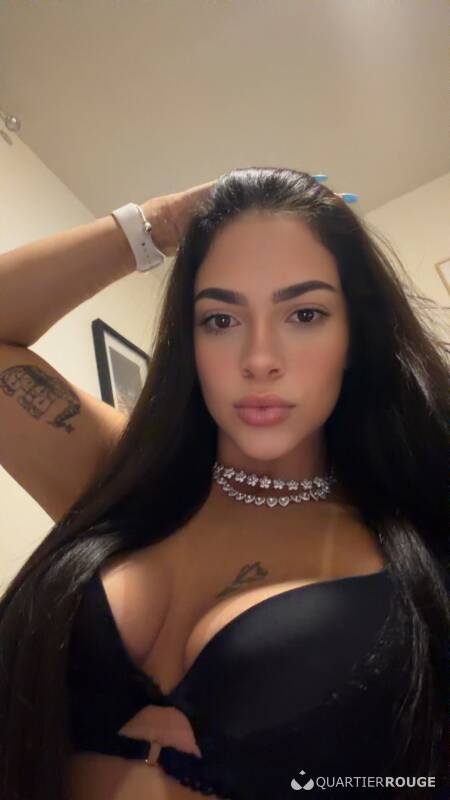 Bruna Brasil (Photo)