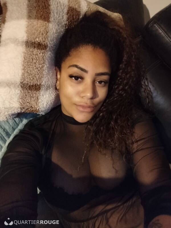 Joyce hot (Photo)