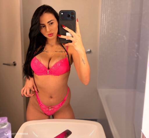 Laryssa oliveira (Photo)