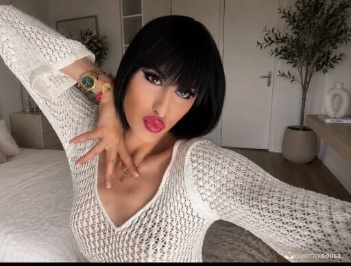 ADRIANA (Photo)