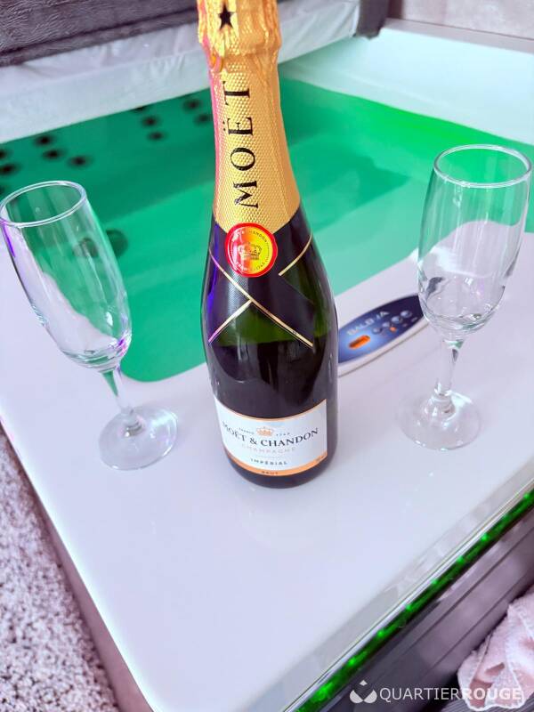 L\'Xtase Zen emploi (Photo)