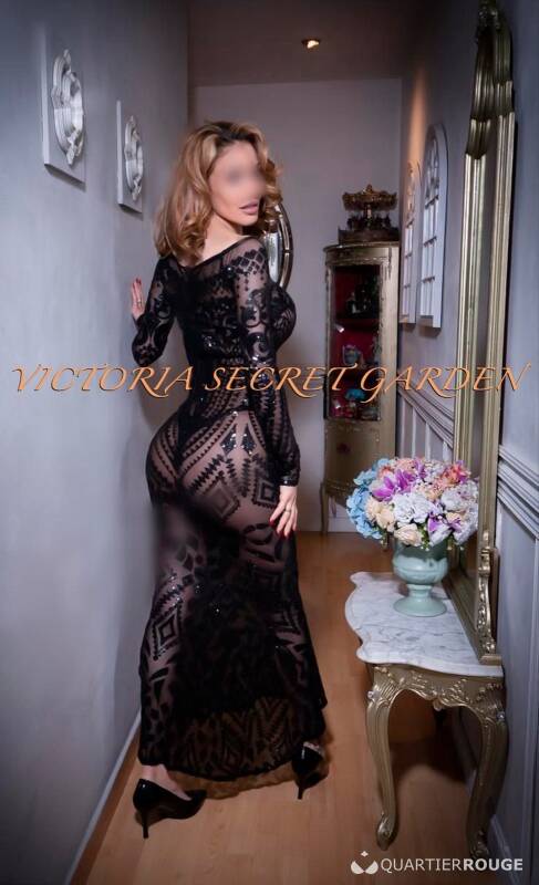 VICTORIA SECRET GARDEN (Photo)