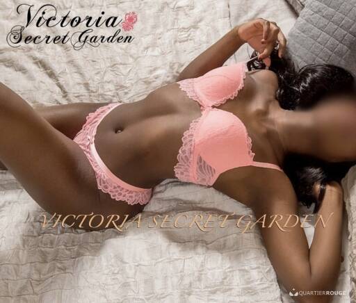 VICTORIA SECRET GARDEN (Photo)