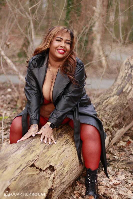 ELI Mujer BR (Photo)