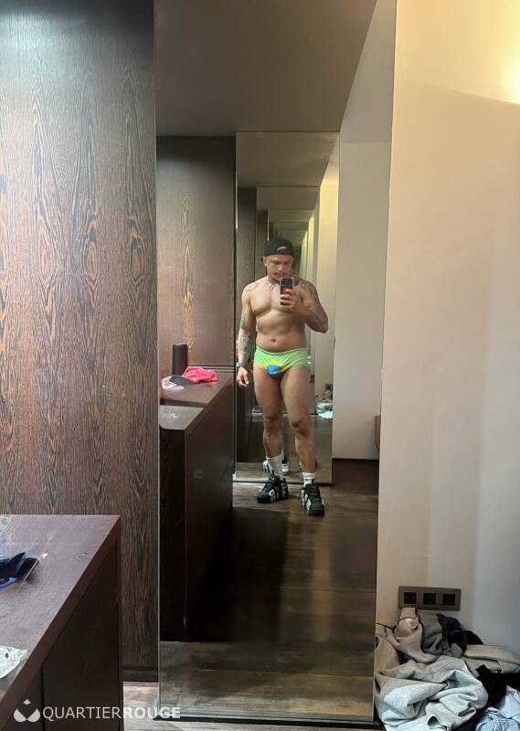 Taylor O (Photo)