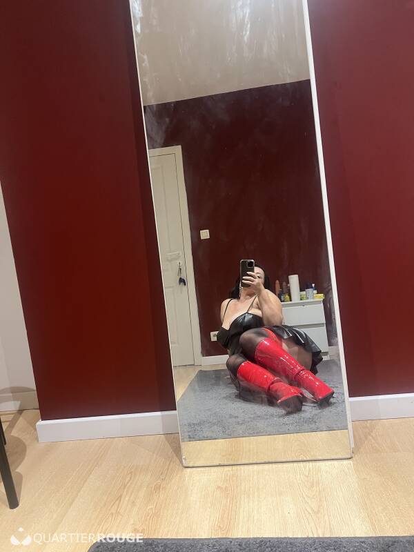 Chubby sex Big tits natural spanish girl (Photo)