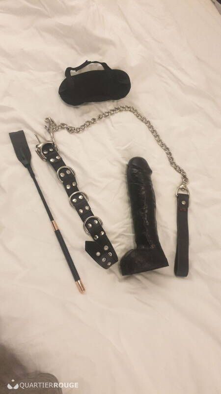 B L A C K P E A R L (Photo)