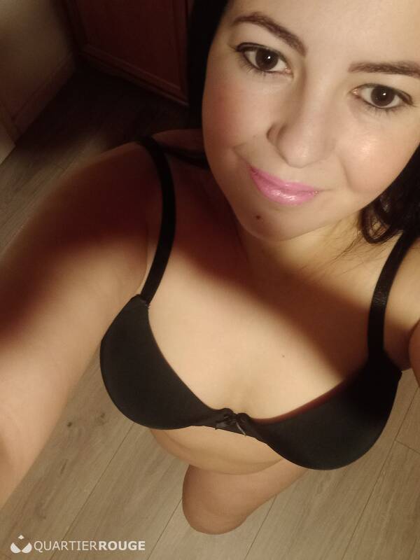 Dayane (Photo)