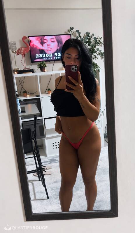 Larissa (Photo)