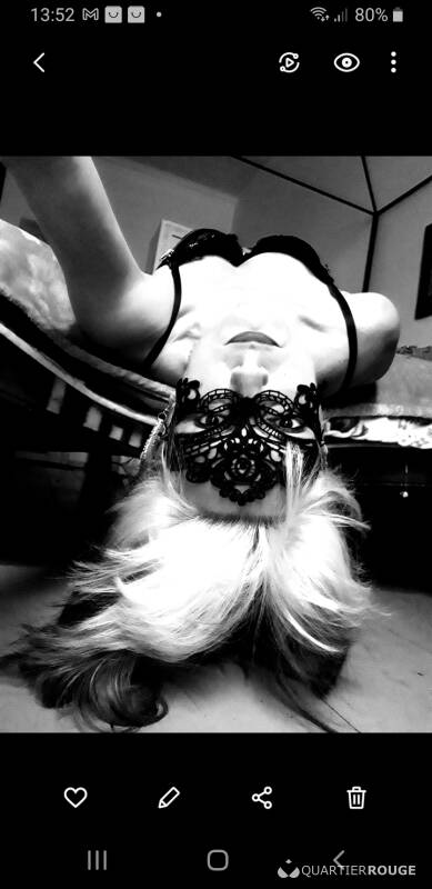 Mercedes Taylor (Photo)