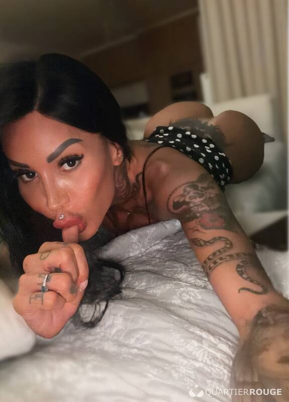 Alessandra tatto (Photo)
