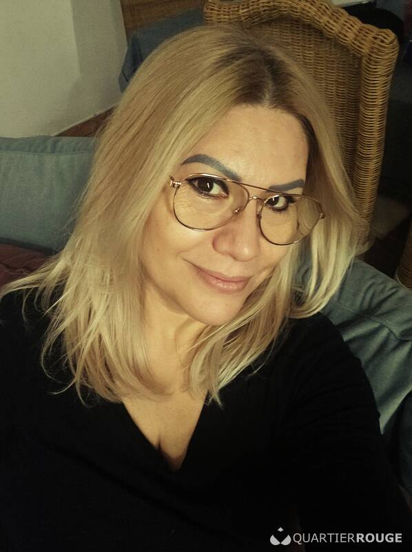 Amanda Massage (Photo)