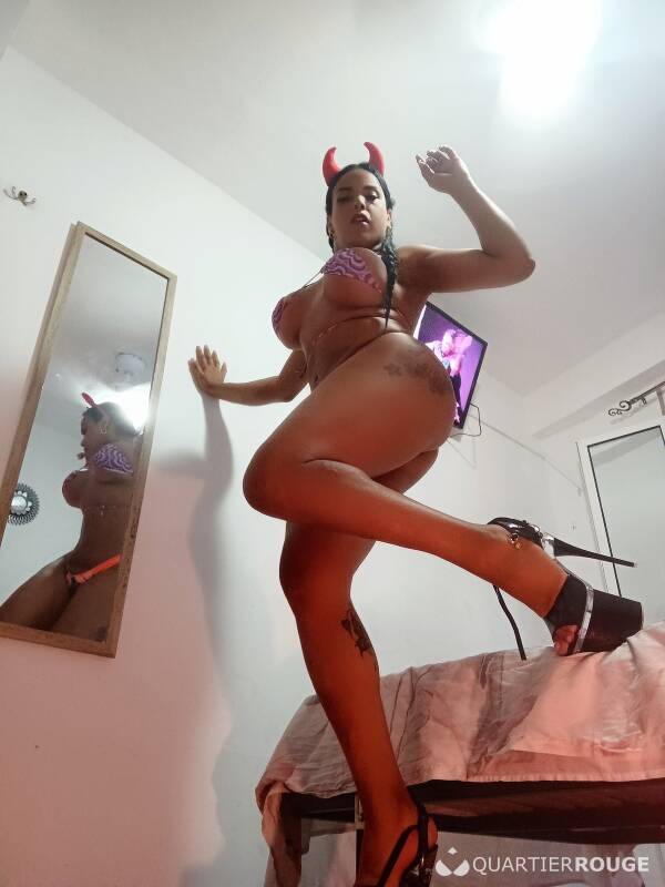 THIANNY (Photo)