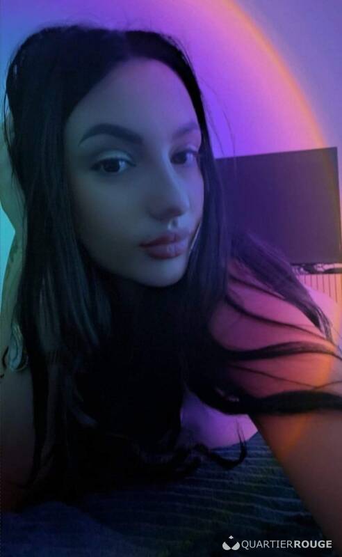 Ella (Photo)