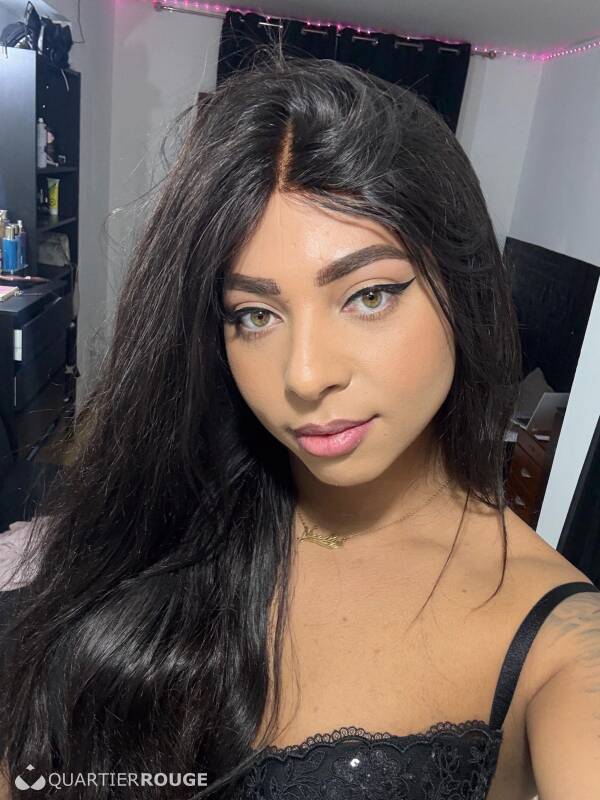 Nicolly lins (Photo)