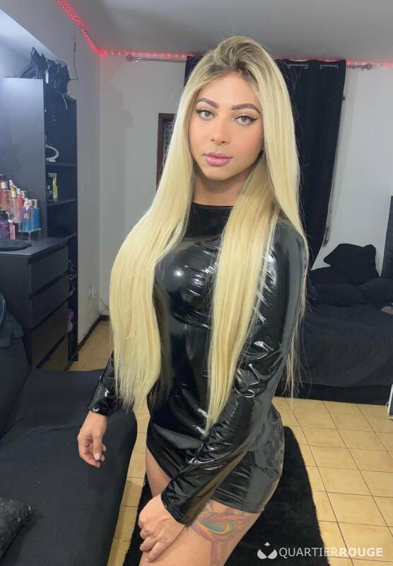Nicolly lins (Photo)