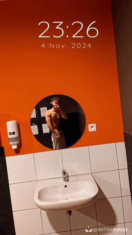 Nando (Photo)