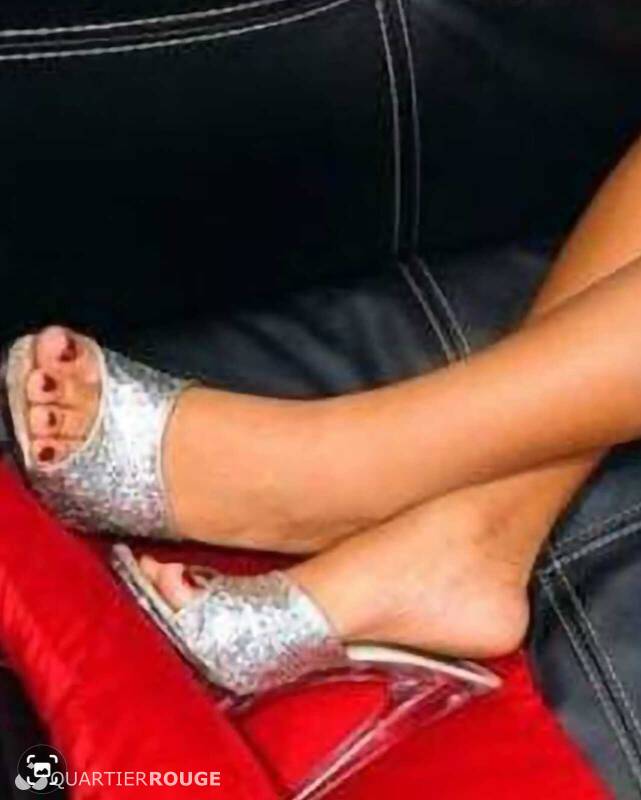 ERIKA HEBBERIG (Photo)