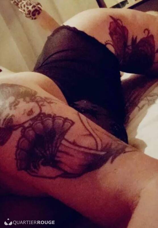 ORGASMIC MARIA (Photo)