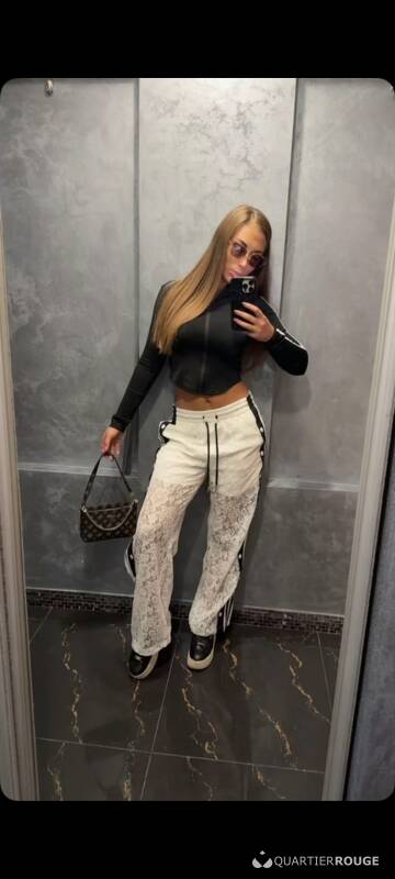 Carolina 100%real (Photo)