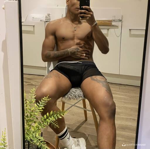 Johnnata Mastran (Photo)