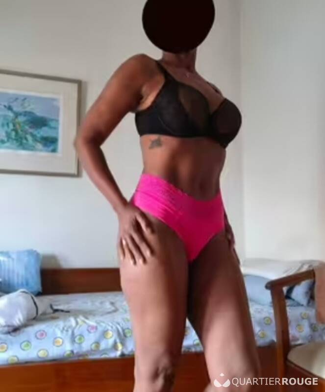 Rafaela Belle (Photo)