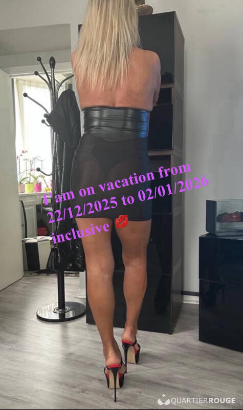 ILONA  MATURE (Photo)