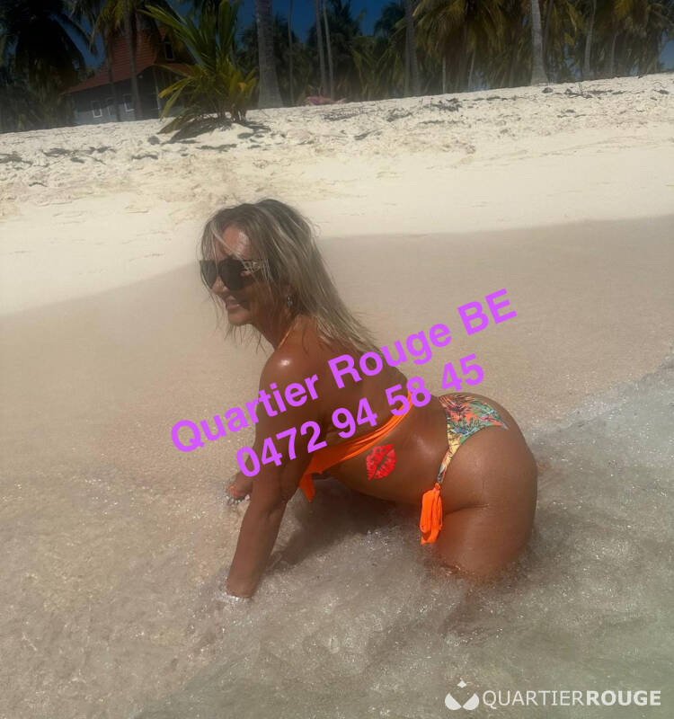 ILONA  MATURE - MILF (Photo)