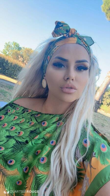 Anya (Photo)