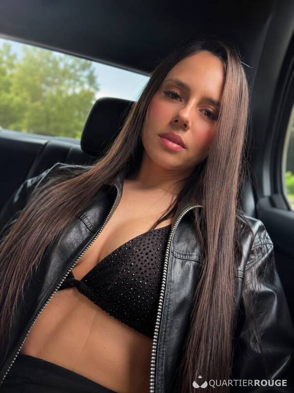 Jhulia (Photo)