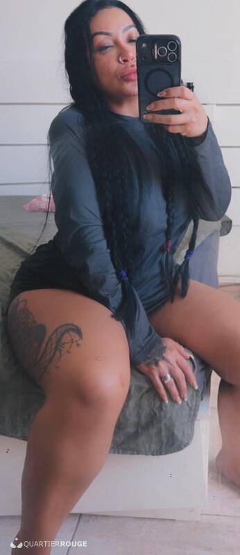 REBECA COQUINE (Photo)