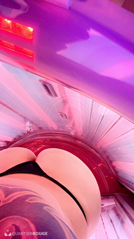 Donatella Lara (Photo)