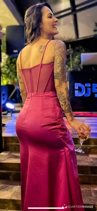 Nayara (Photo)