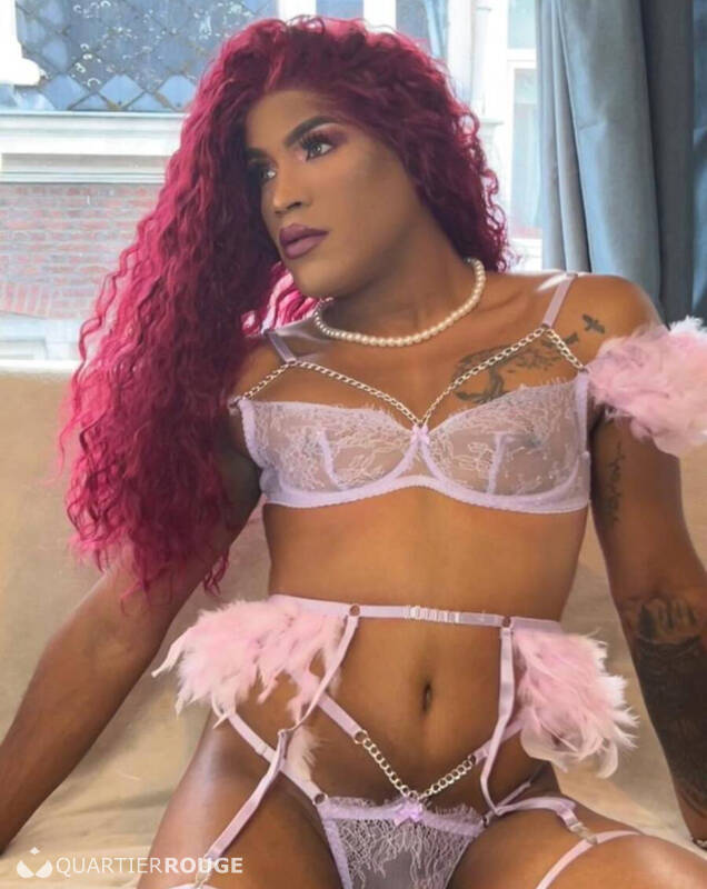 Samantha Velasquez (Photo)