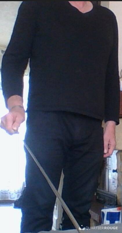 Bisexuel, aime femmes et hommes (Photo)