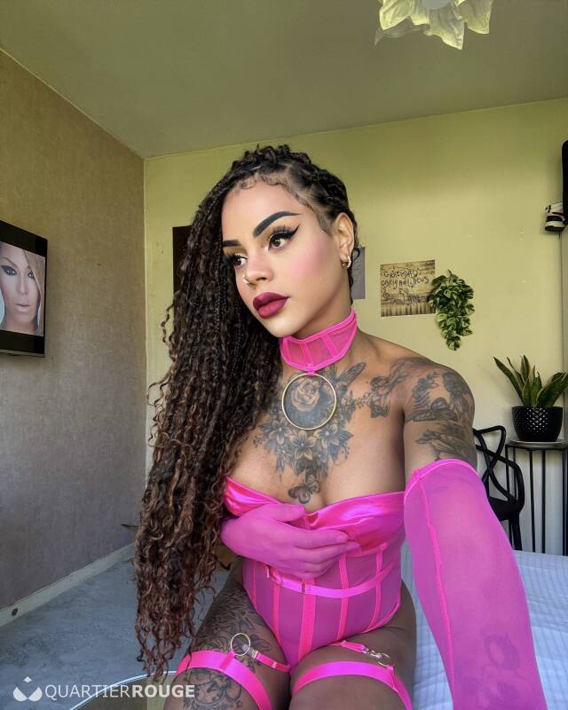 Isabella (Photo)
