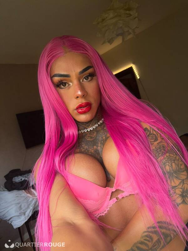 Isabella (Photo)