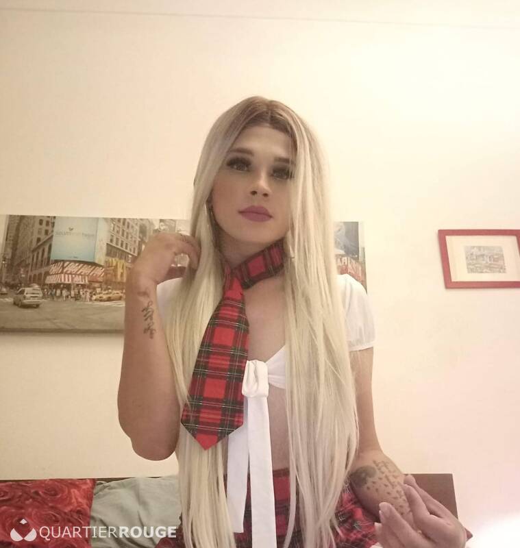 MELANY MONTOYA (Photo)