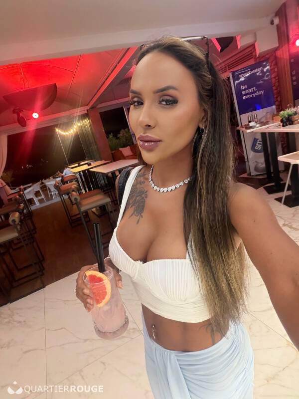 Isa GFE (Photo)