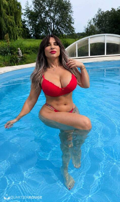 Myrella Melo (Photo)