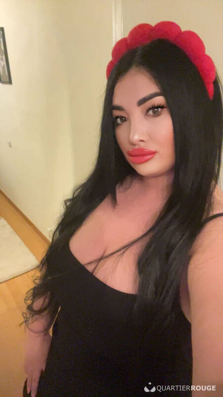 Yldiz (Photo)