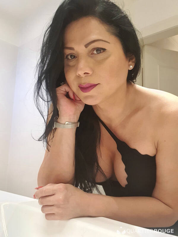 IRENE (Photo)